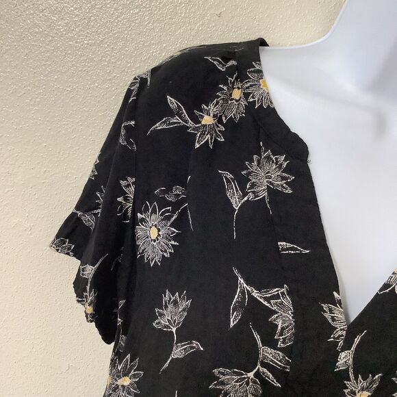 Old Navy Black Floral Cottagecore Summer Tropical Flower Print Flowy Top Medium - Picture 2 of 10